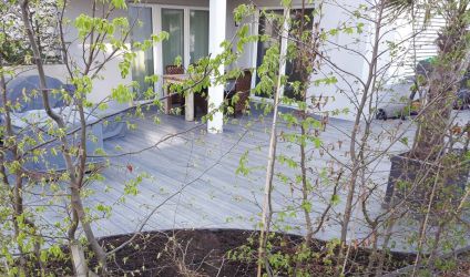 Eco Deck CoEx in der Farbe Steingrau als Gartenterrasse